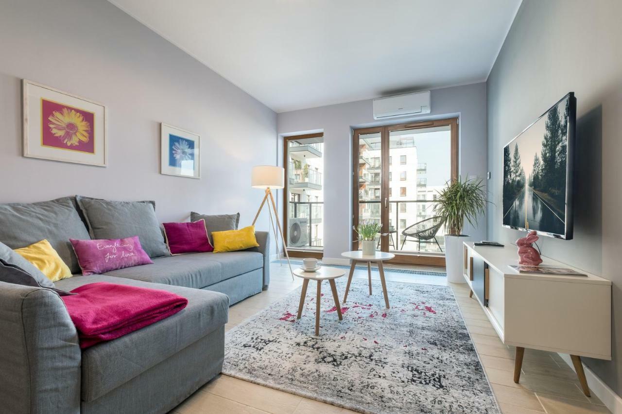 Raya Mansion Apartment Warsaw